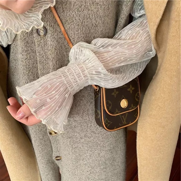 Lace Blouse - Picture 6 of 12